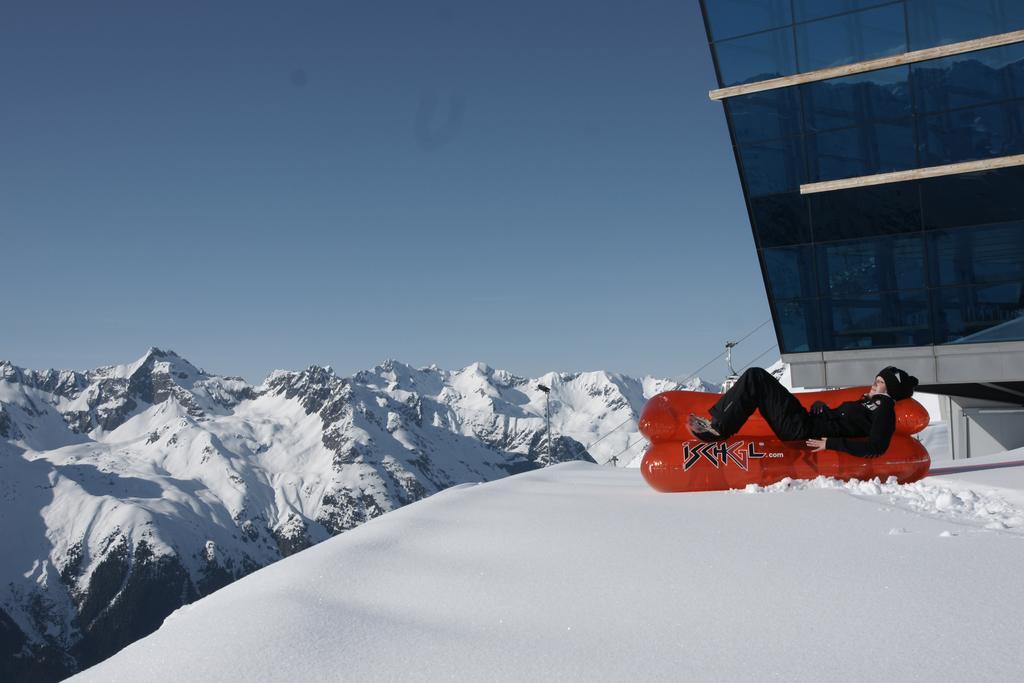 Hotel Maria Theresia Ischgl Exteriör bild